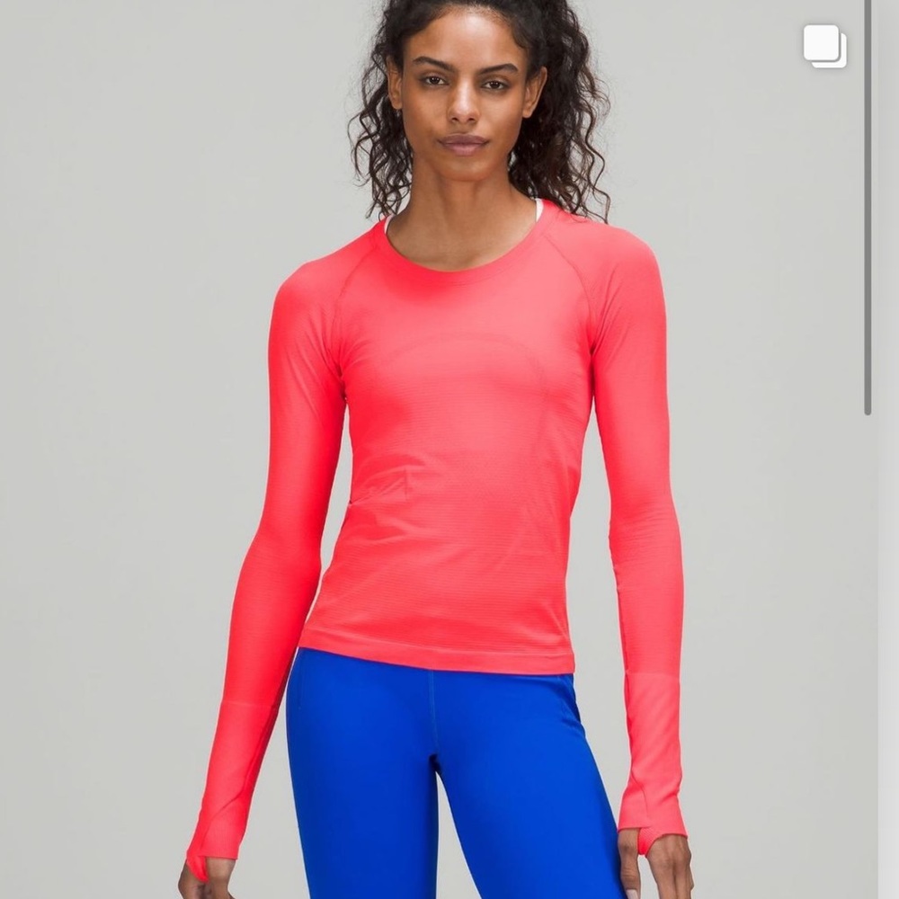 NEW WITH TAG lululemon flare sold out shirt!!